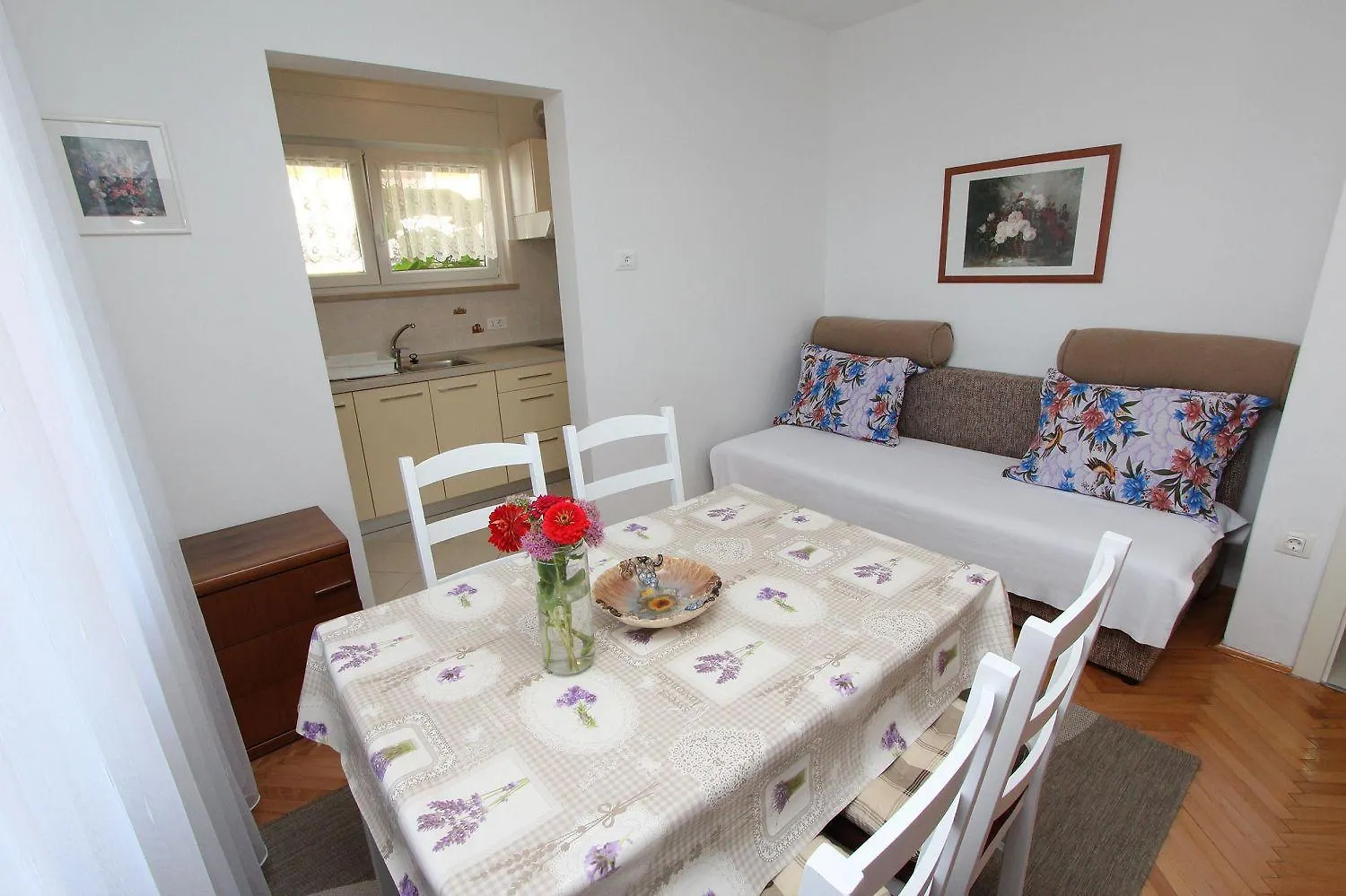 Charmantes Apartment Nur 400 Meter Zum Strand Mit Meerblick, Grillbereich, Klima, Wifi Rovinj 0*,