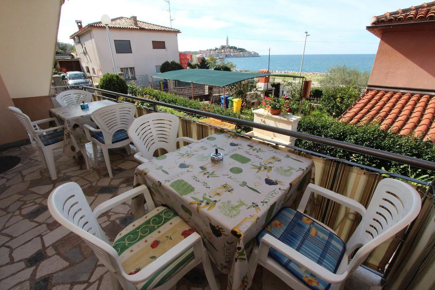 Charmantes Apartment Nur 400 Meter Zum Strand Mit Meerblick, Grillbereich, Klima, Wifi Rovinj 0*,  Croatia
